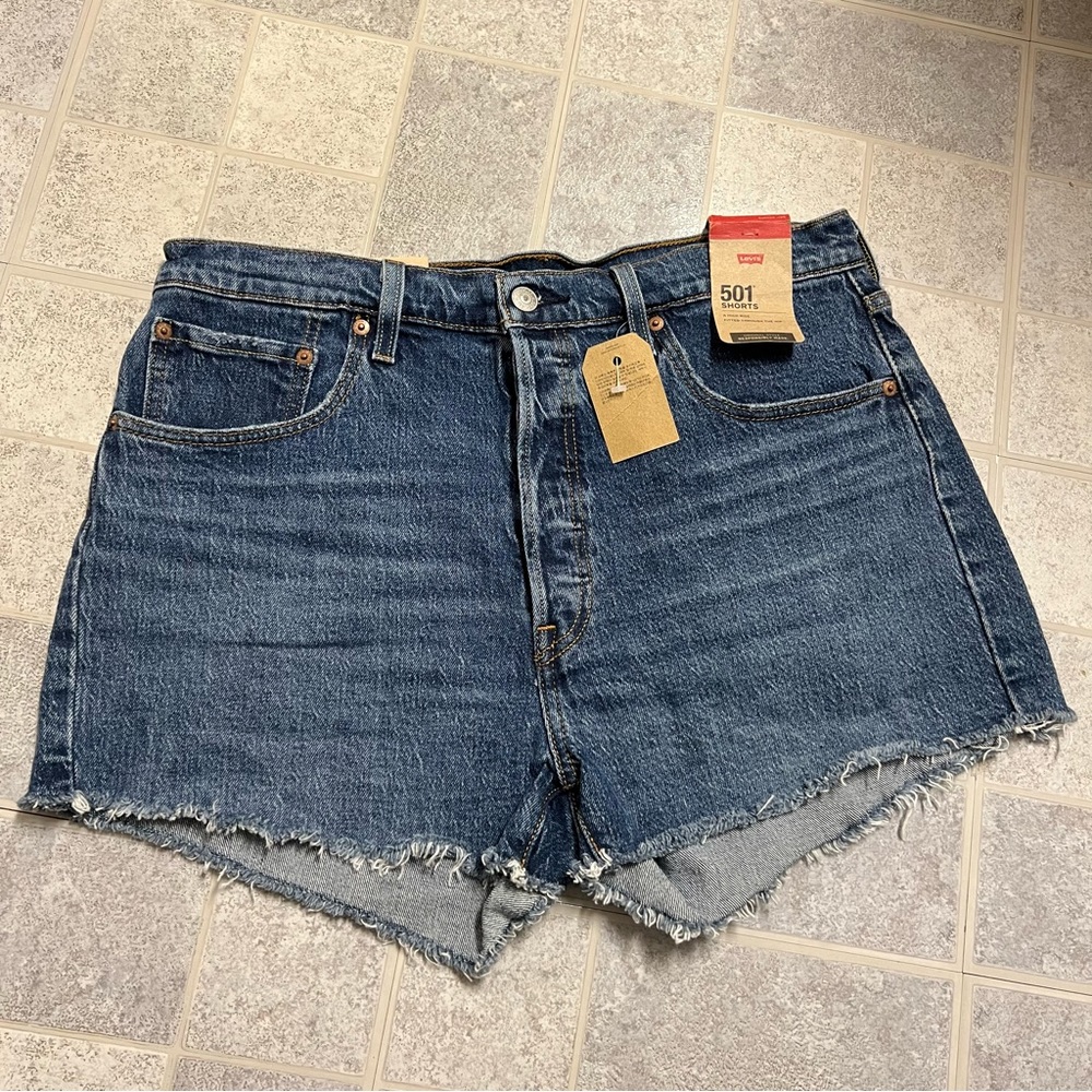 NWT Levi’s 501 Original Denim High Rise Cutoff Shorts